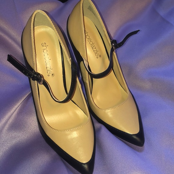 Shoe Dazzle Shoes - Black and Tan heels